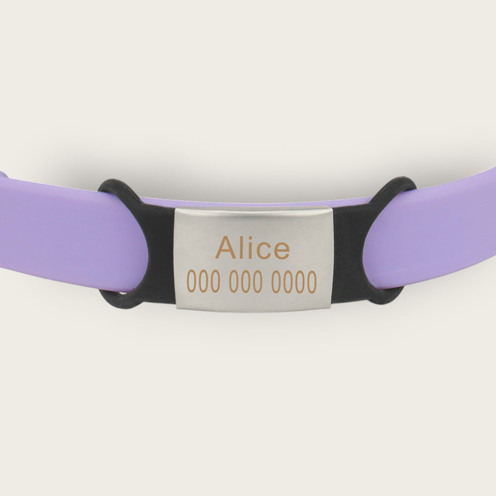 
                  
                    Customized Collar
                  
                