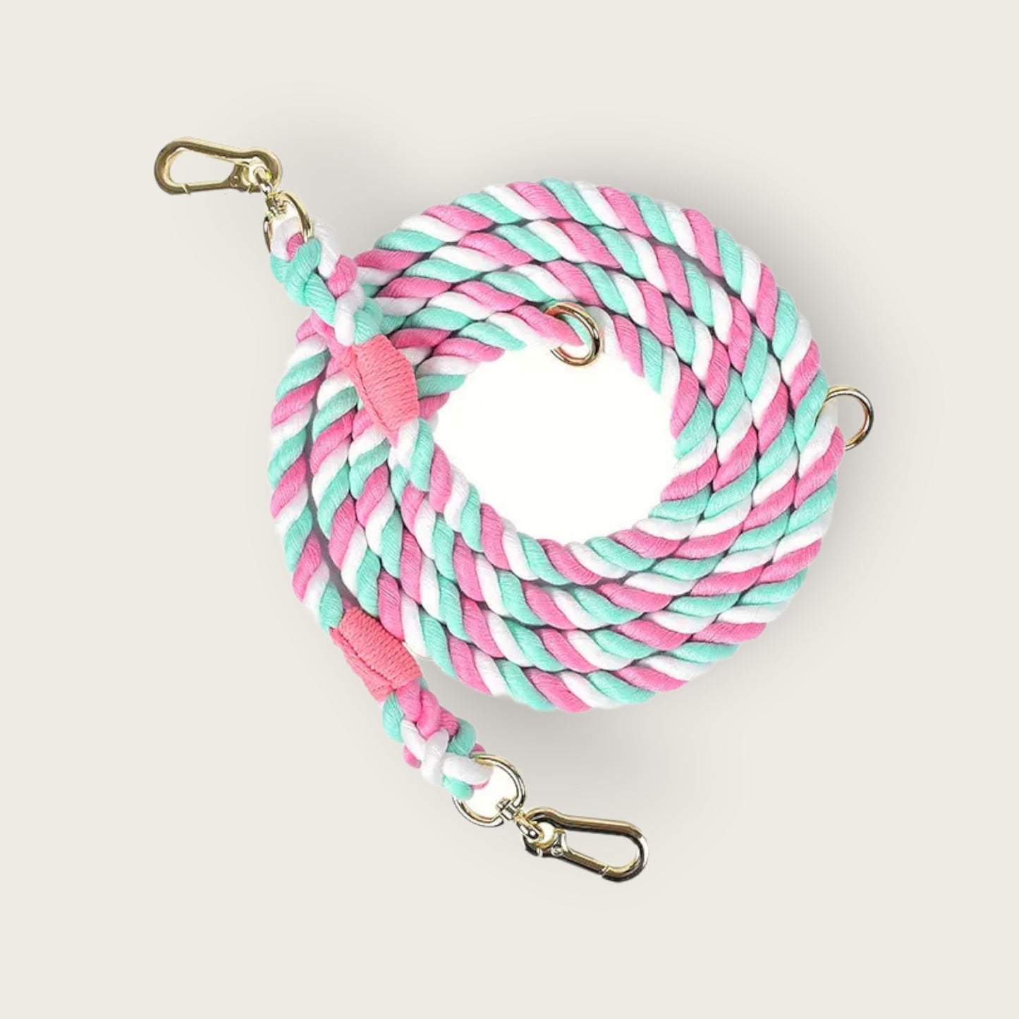 
                  
                    Charm Leash
                  
                