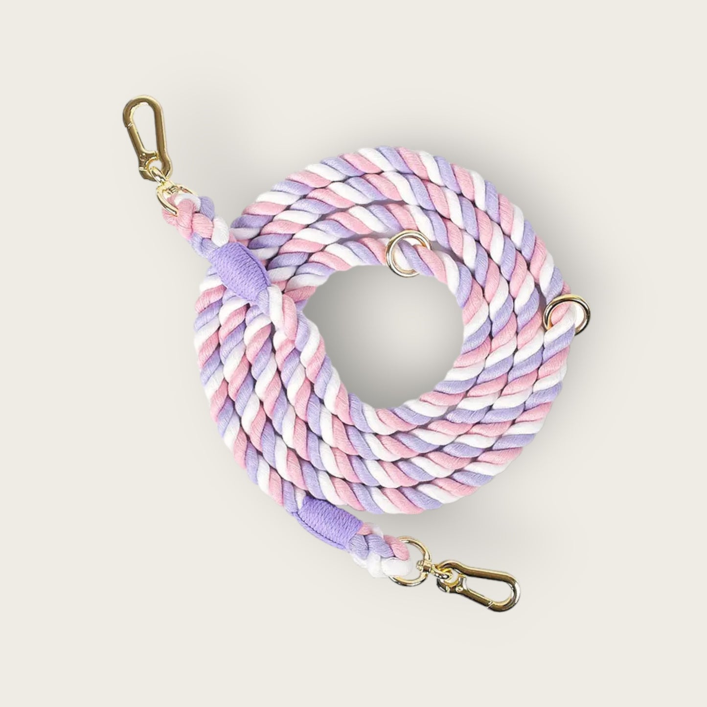 
                  
                    Charm Leash
                  
                